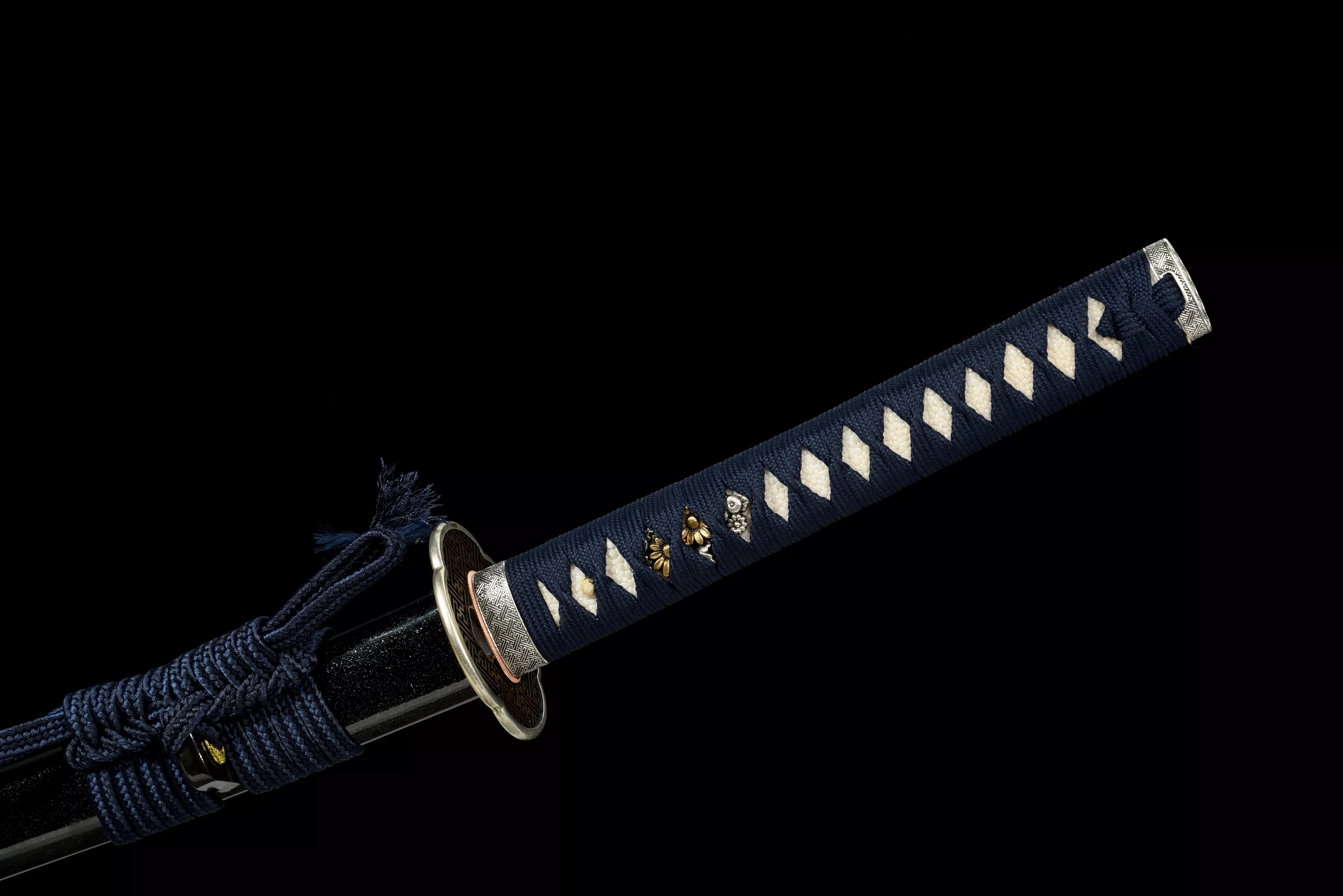 新型高性能武士刀『梧桐打刀』武具　刀装具　日本刀　模造刀 居合刀 新型高性能武士刀『梧桐打刀』武具 刀装具 日本刀 模造刀 居合刀